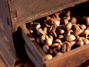 Секреты длительного домашнего хранения зернового кофе