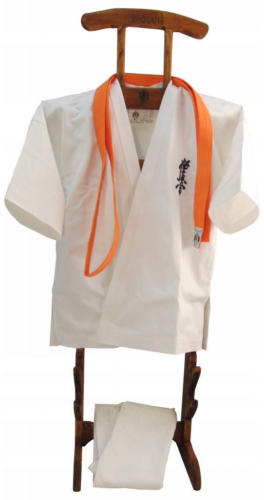 Как постирать кимоно в домашних условиях